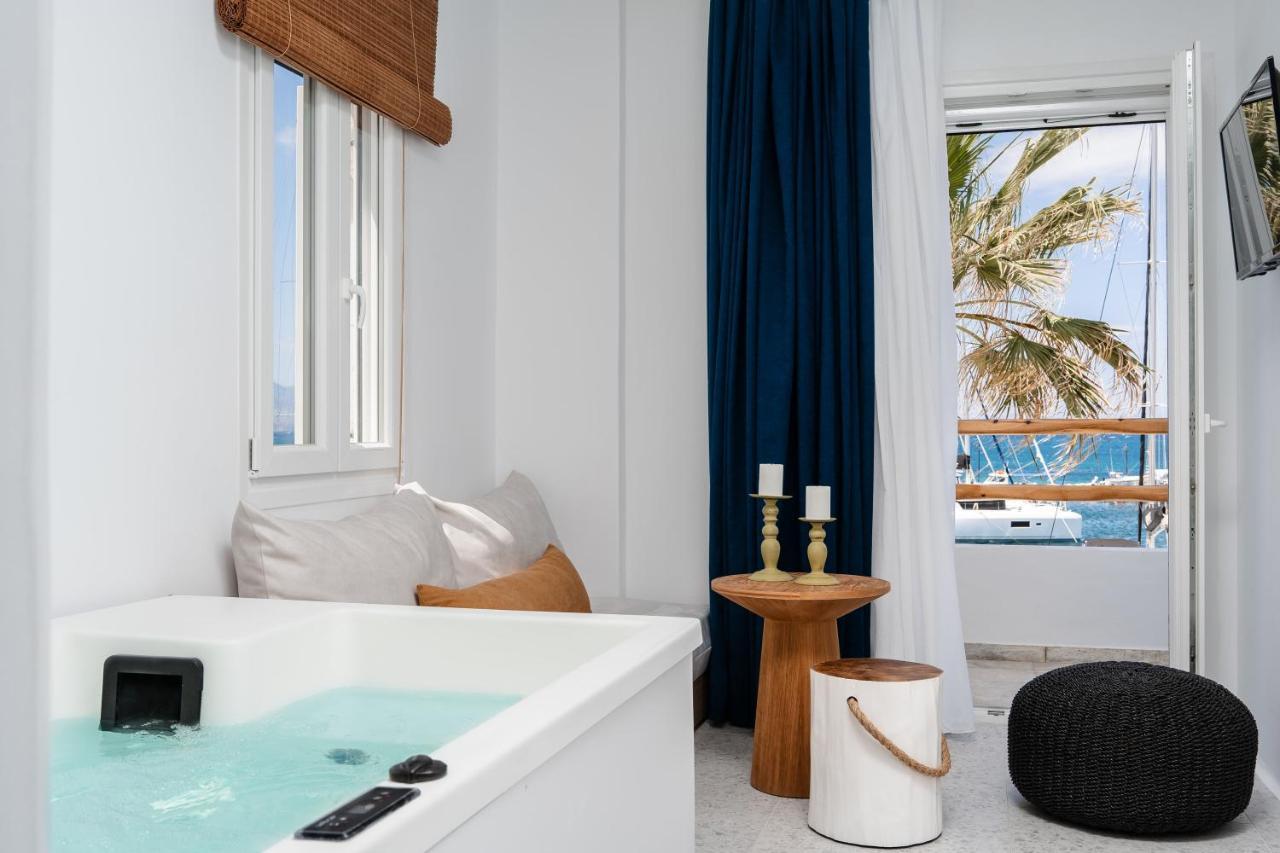 Margaret Luxury Suites Naxos City Exteriör bild